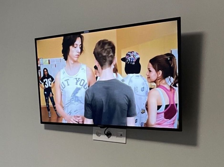 Samsung 42 50 55 60 4K WiFi T2 РОЗПРОДАЖ зі СКЛАДУ Телевізори зі смарт