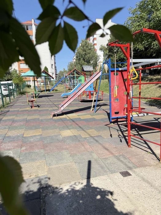 1 кім квартира по вул. Довженка