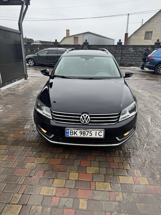 Passat b7 2011 рік 2.0 диз