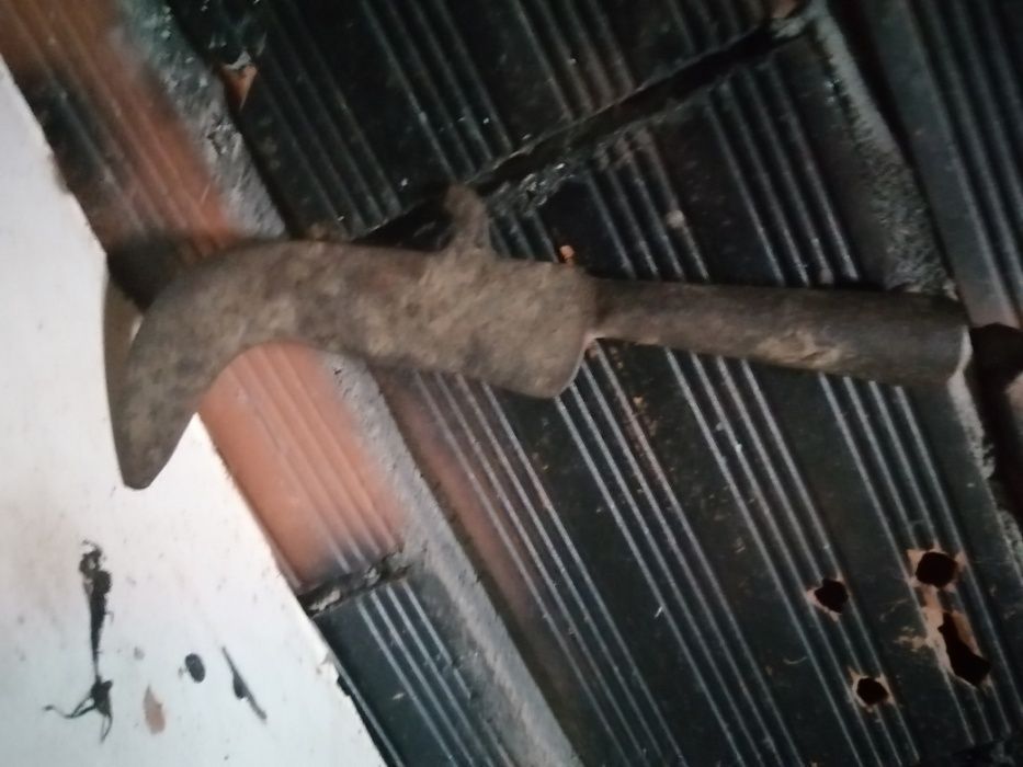 Curtador de silvas antigo