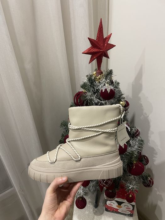 Уги Жіночі Reserved ,