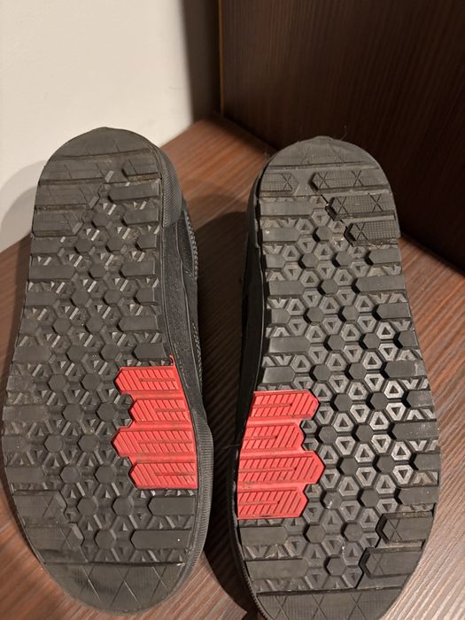 Кросівки Vans Old Skool Mte Black VN000CVNBKA