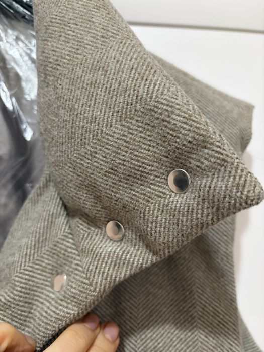Жилетка жіноча розмір М бежева кашемір