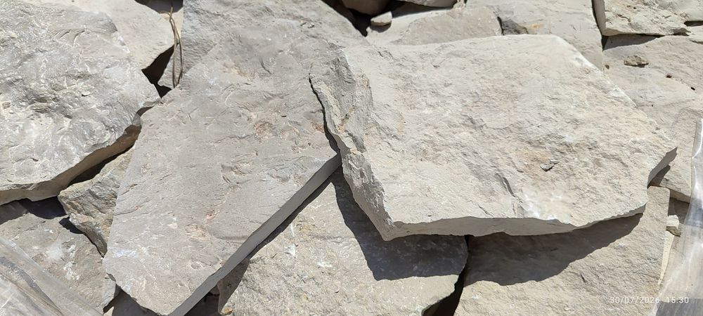 Pedra Rústica para muros em Beje em PATAIAS