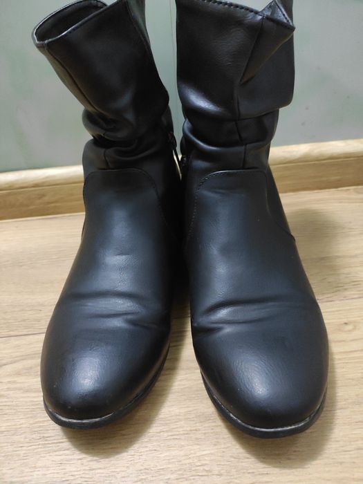 Весняні ботинки.