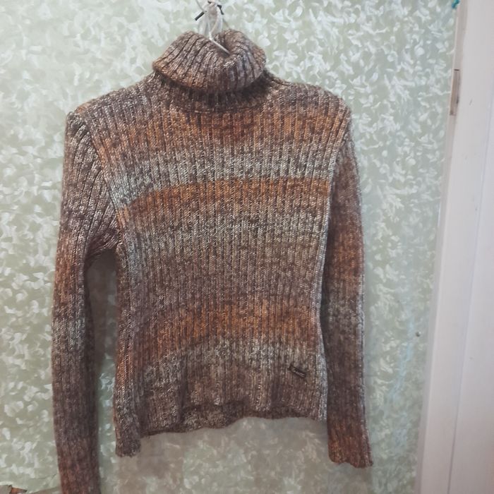 Женские свитера б/у