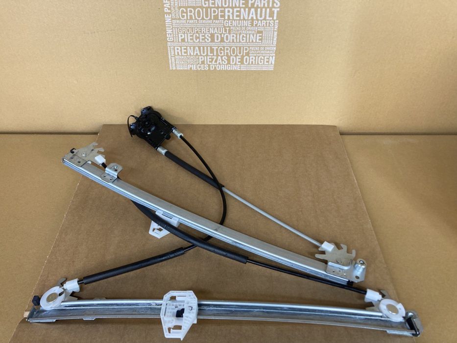 Склопідйомник передній правий Меган 2 Megane 2