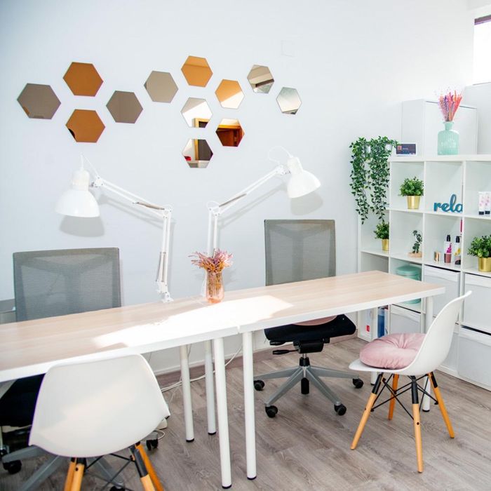 Trespasse Loja Salão de Manicure 50m2 no Centro de Vila Nova de Gaia