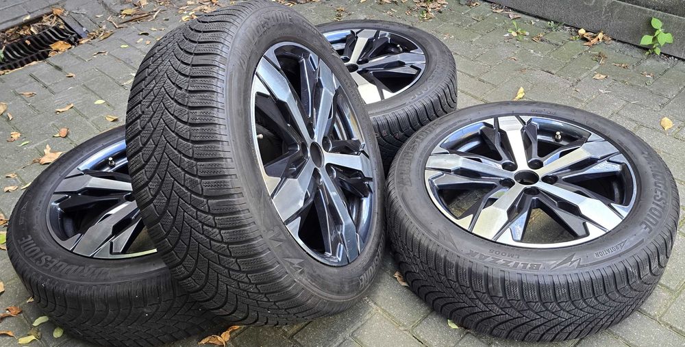 PEUGEOT 3008, 5008 Alufelga Opona Zina 225/55R18 Super Stan