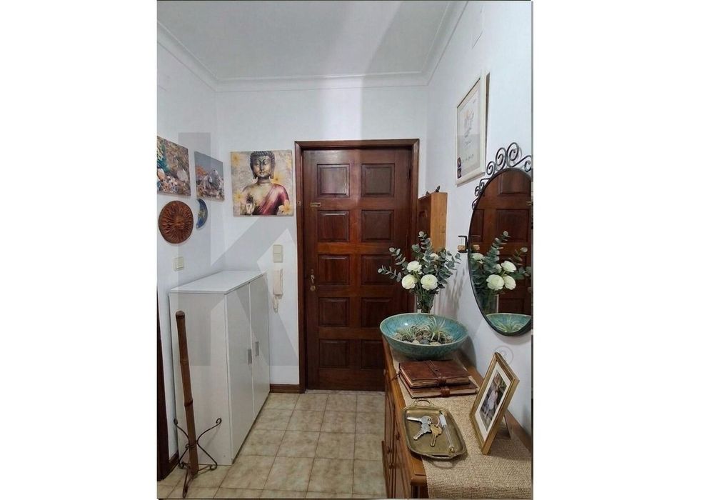 Apartamento T1 Kitchenette em Oliveira do Douro | Excelente Oportunida