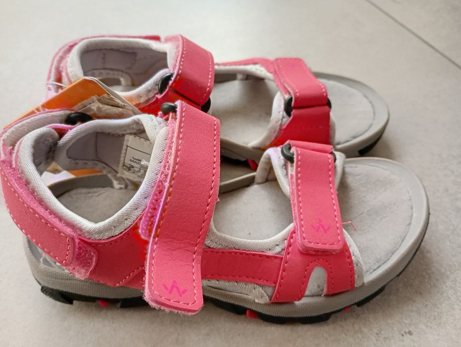 Sandały sandałki dziewczęce nowe Rozmiar 30/31 długość 19.5cm