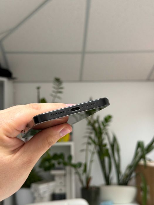 Apple iPhone 16 Pro Max 256GB Black Titanium eSim Neverlock, Айфон 16 Про Макс 256ГБ, АКБ 92%