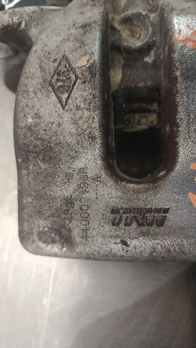 Pinça travão / maxila de travão trás direita RENAULT Megane IV (B9A/M_