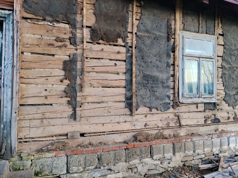 Dom do rozbiórki belki