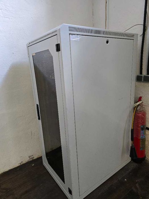 Продам шафу для сервера CONTEG