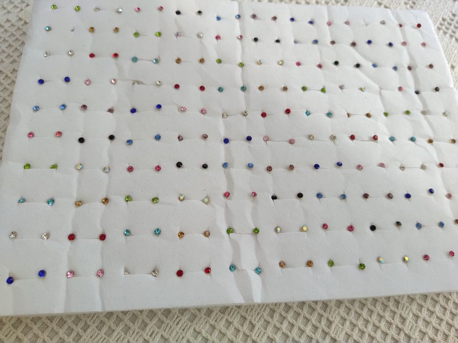 Conjunto de 100 pares de brincos - Novos!