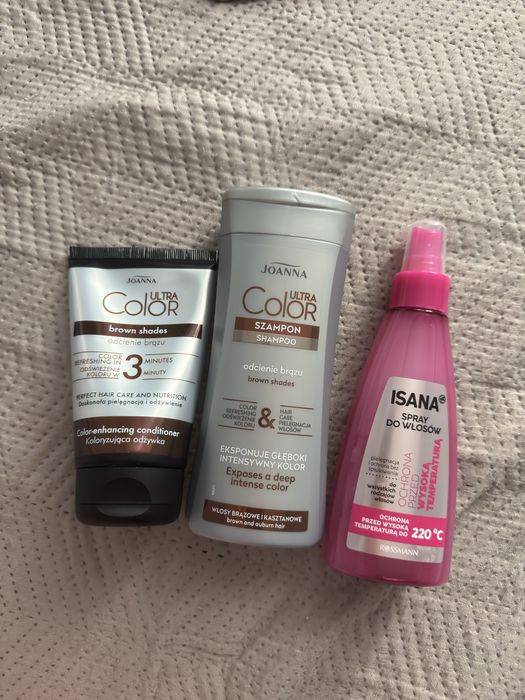 Zestaw kosmetyków do włosów brązowych kasztanowych