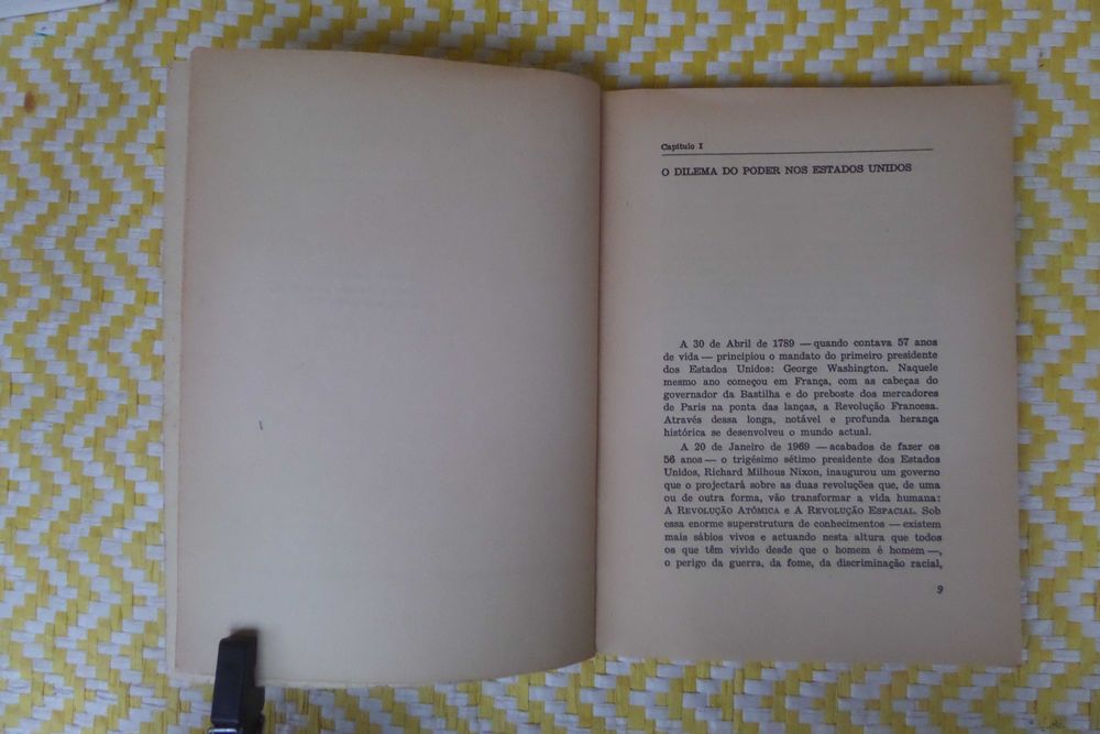 O Livro do Rearmamento 
Enrique Ruiz Garcia