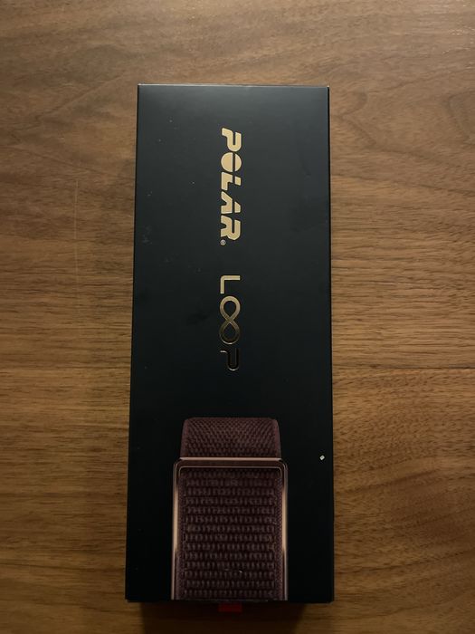 Polar loop smartband