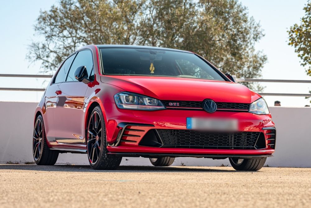 Volkswagen Golf VII GTI Clubsport DSG — photo 3