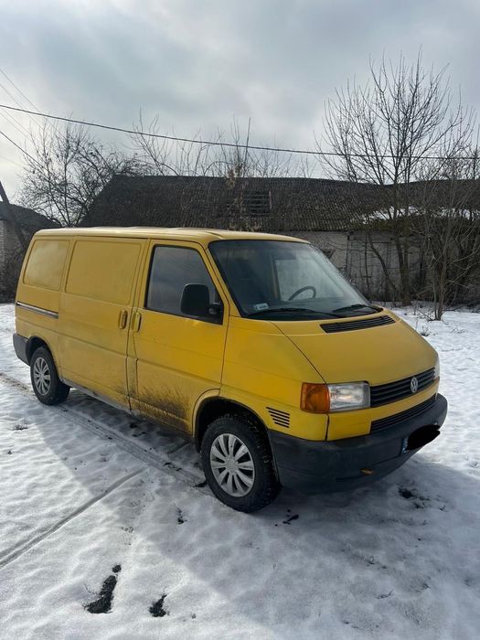 Свіжопригнаний Грузовий т4 1.9 дизель 1998 рік