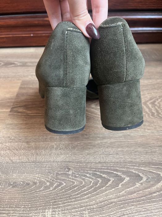 Туфлі жіночі замшевв