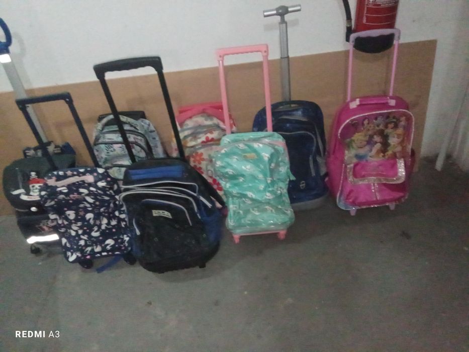 Trolleys kids em bom estado