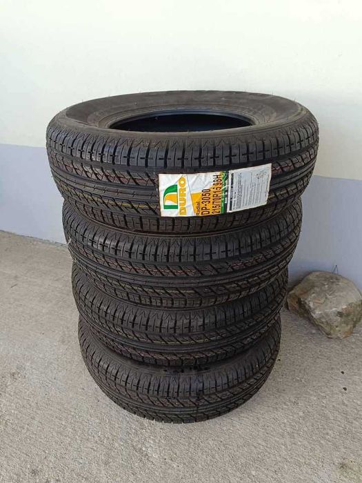 Pneus novos 215/70R15 98H