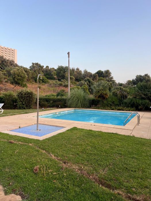 Apartamento a 300m da praia para 4 pessoas em Alvor