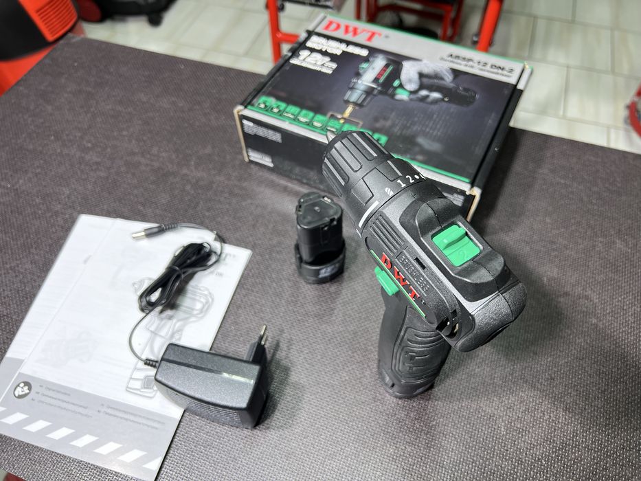 Бесщеточный аккумуляторный шуруповерт DWT ABSP-12 DN-2 - 35 Нм