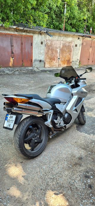 продам Honda vfr 800