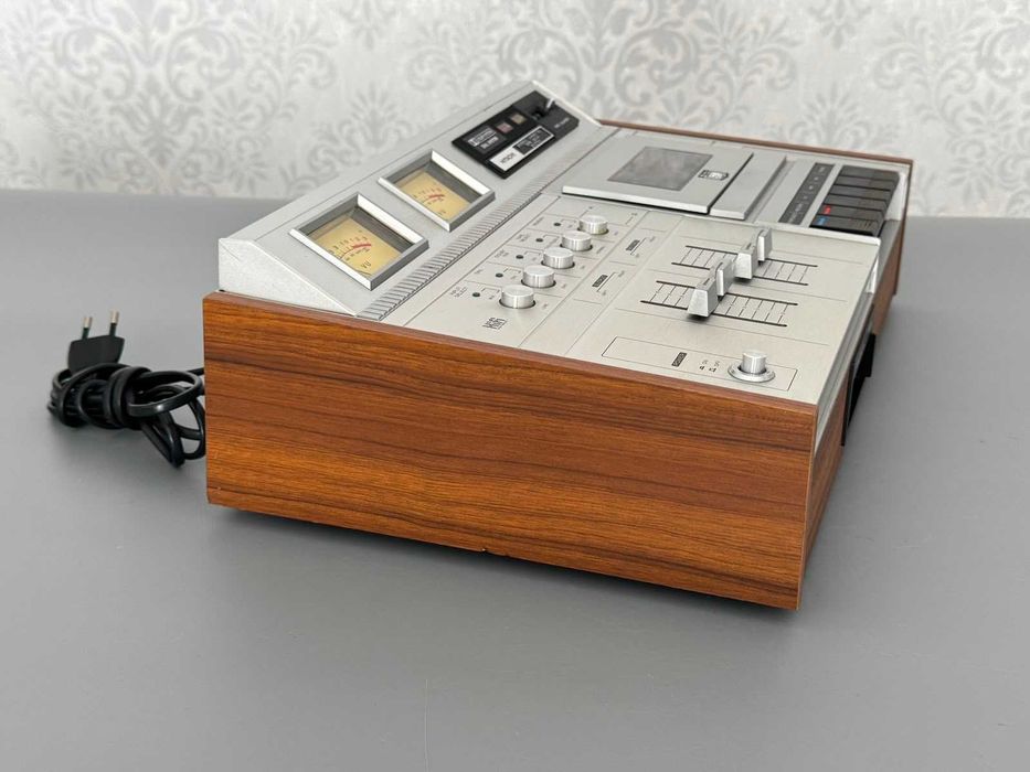Vintage Magnetofon kasetowy Hitachi D-2750 Unikat Hi-Fi