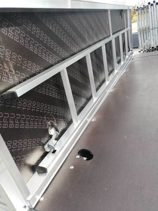 Rusztowanie fasadowe plettac pletak 135 m2