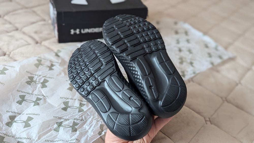 Кросівки дитячі Under Armour оригінал, р.30, стелька 18,5 см