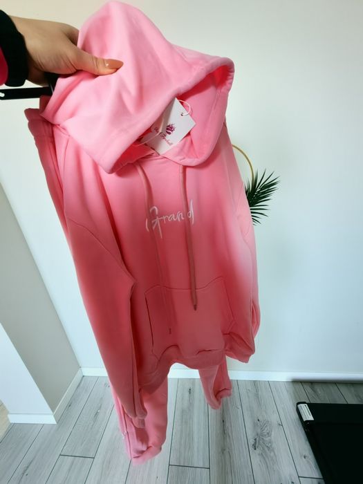 Różowy dres HIT nowy