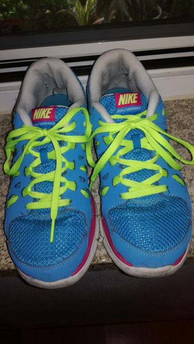 Sapatilhas Nike (última baixa de preço)