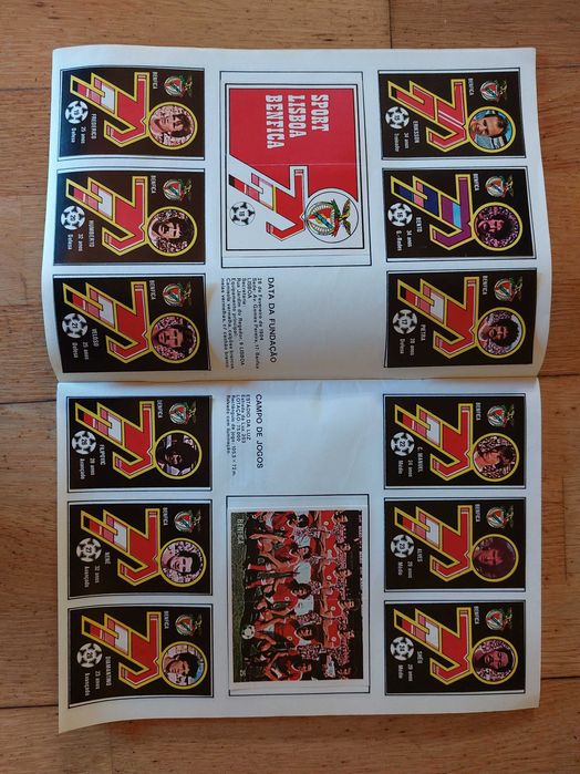 Caderneta de cromos "Pontapé da saída 82/83" - Completa