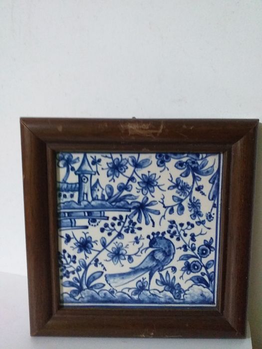 3 azulejos muito antigos emoldurados