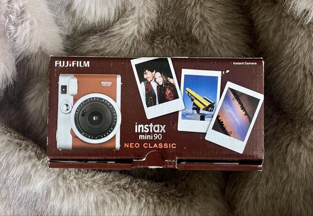 Фотоапарат Fujifilm instax mini90