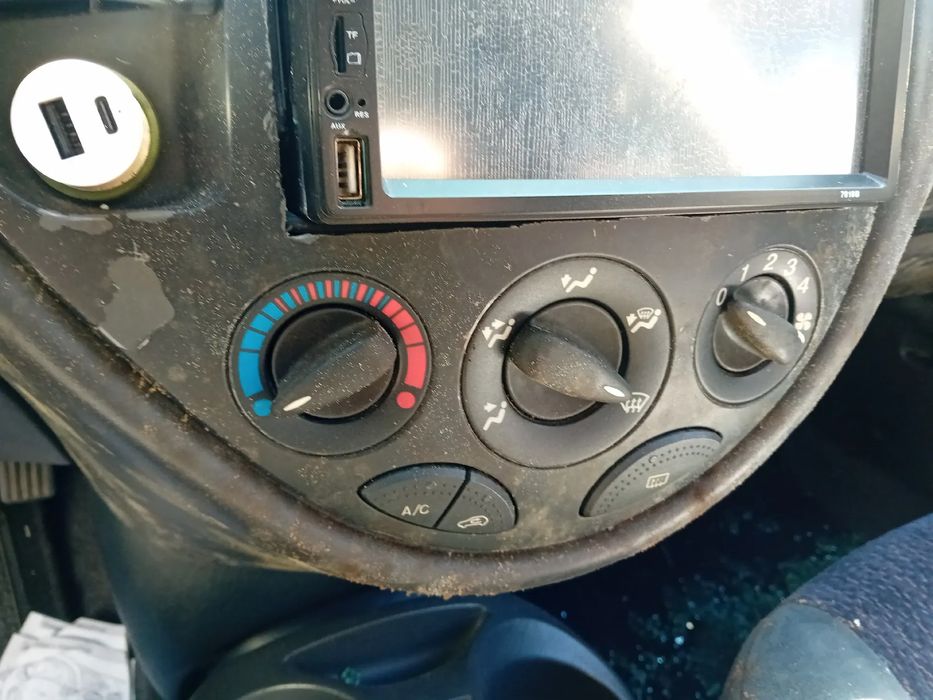 Botão / interruptor do AC FORD Focus I (DAW, DBW)