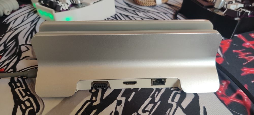 Вертикальна USB-C док-станція для MacBook 11-в-1 HDMI LAN SD TF