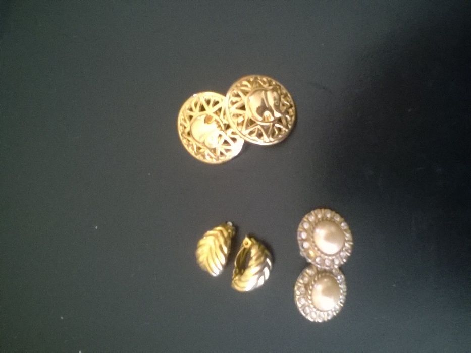 3 pares de brincos novos