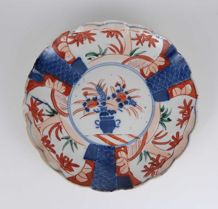 Prato Oriental Imari Séc. XIX/XX (ref 3)