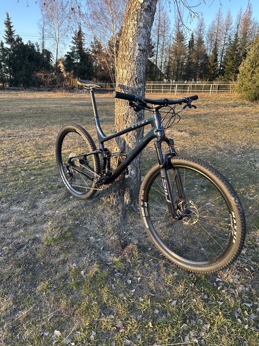 Rower górski Vitus Rapide RS - rozmiar xl, karbon, koła 29