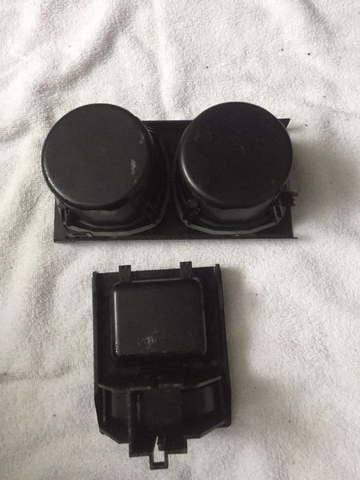 Подстаканник с монетницей для БМВ 3 - серии Е46