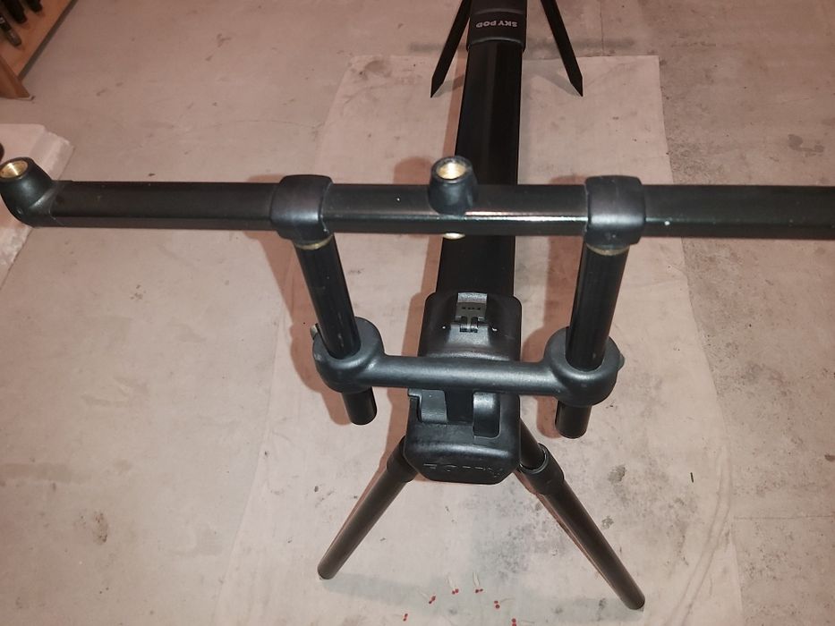 Fox SKYPOD rod pod, tripod
