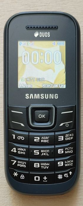 Samsung GT-E1202і  2 сим телефон