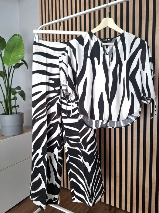 Letni komplet zebra szeroki top bluzka spodnie rozszerzane S, M