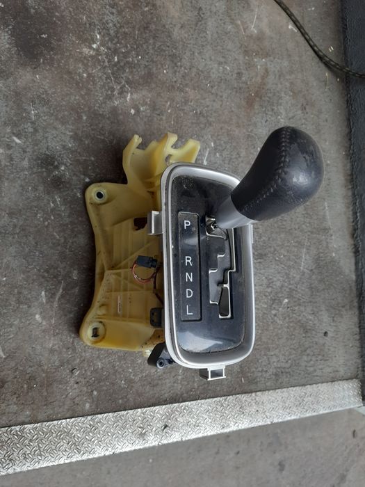 Кулиса Mitsubishi Outlander 3 2.4 GF накладка КПП