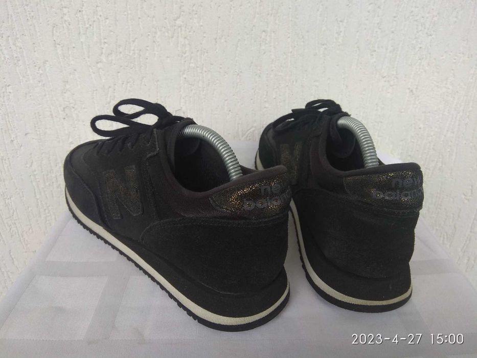 Брендовие замшевие кроссовки New Balance р.37.5